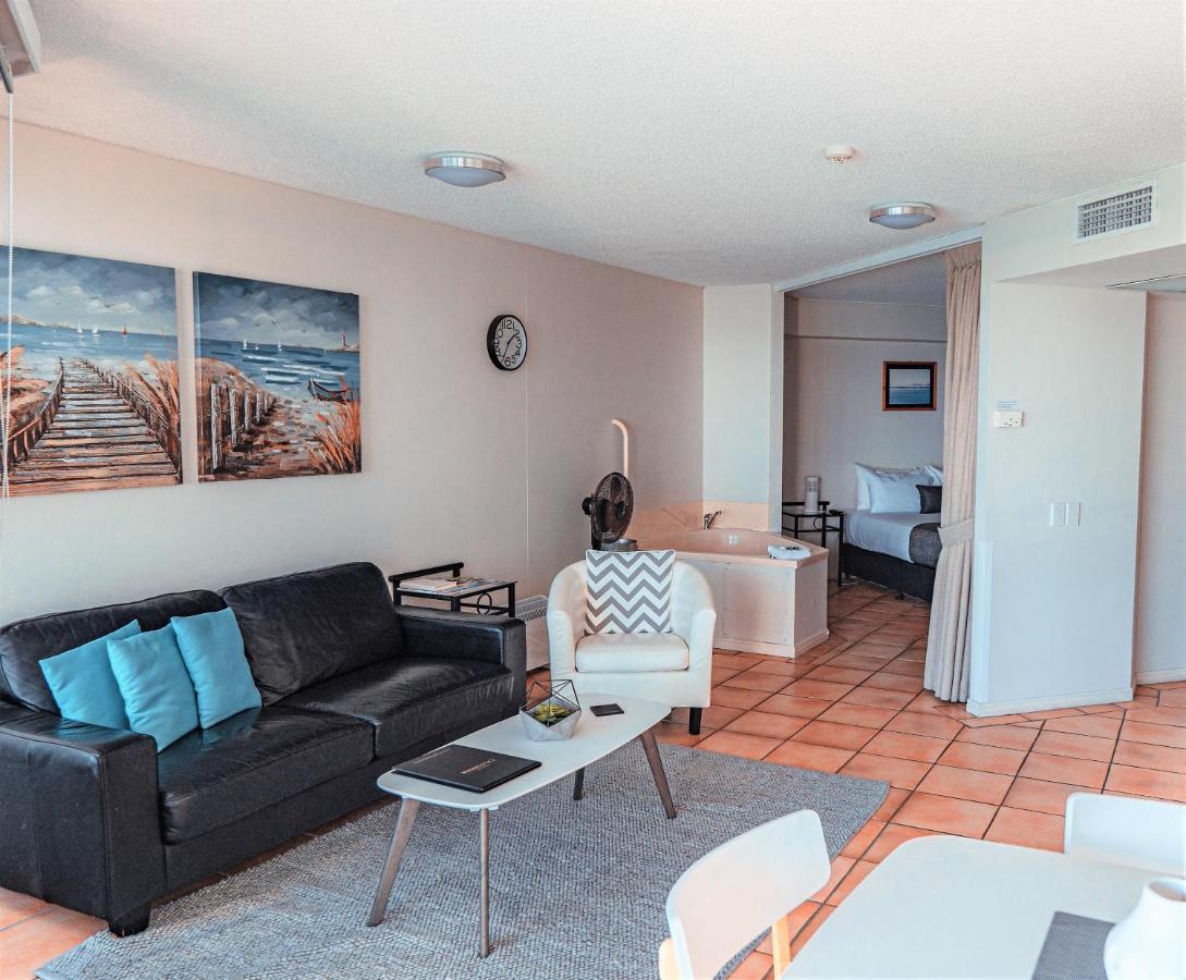 Aparthotel La Promenade Caloundra Zewnętrze zdjęcie
